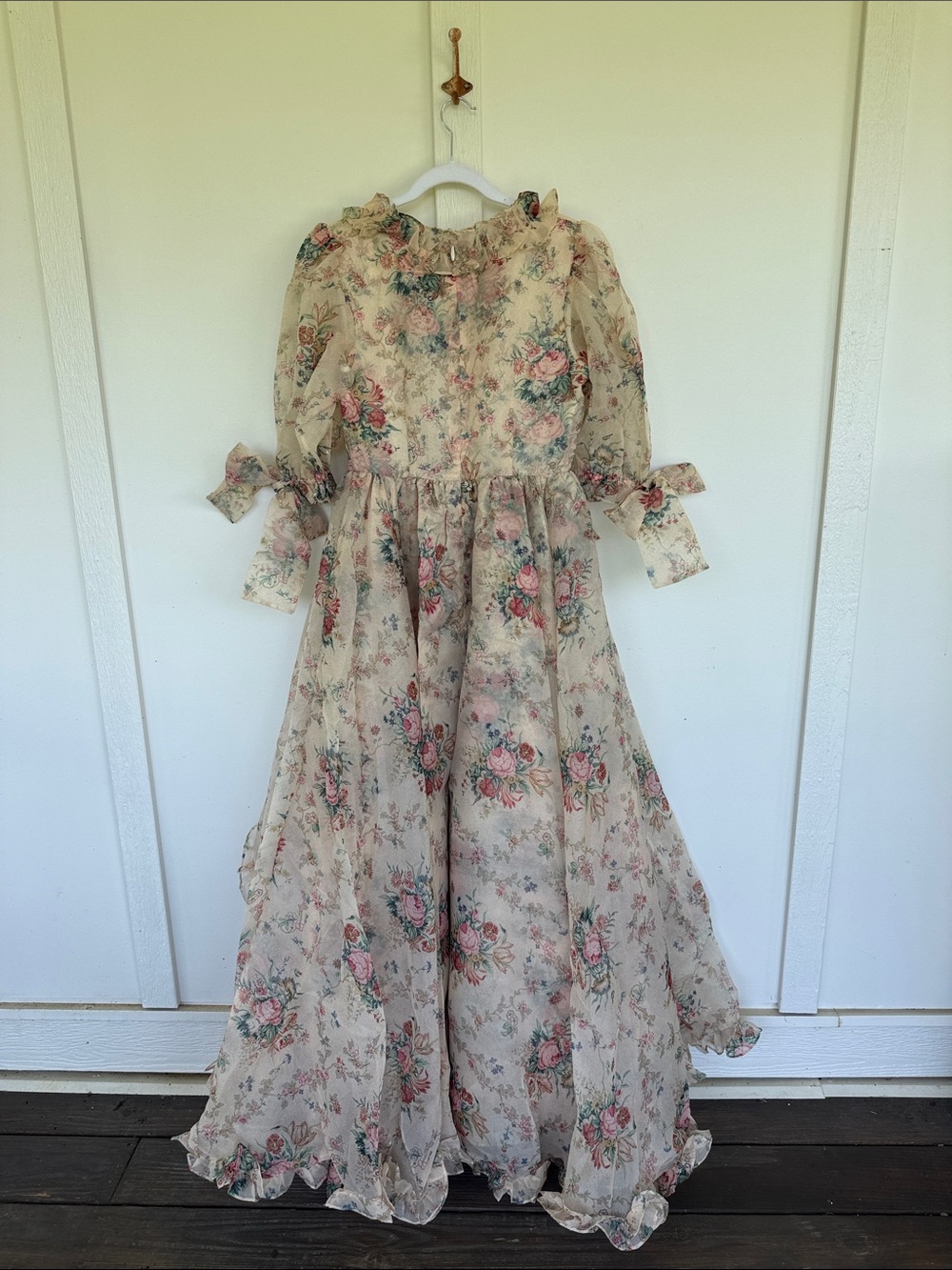 Selkie The Garland Marie Gown - Picture 4 of 8